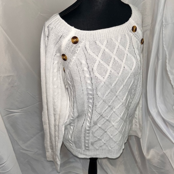 White Cable Knit Sweater with Button Accents - Picture 2 of 9